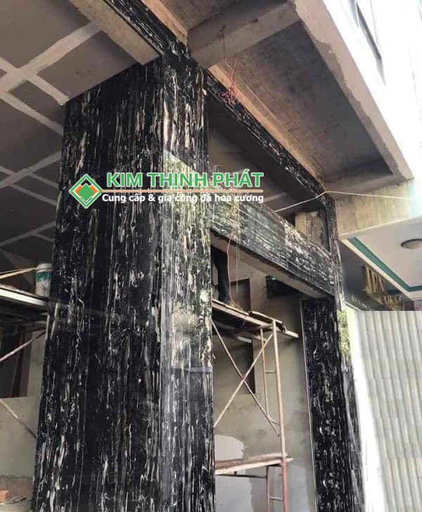 Đá Marble Đen Hoa Băng (Royal Black) ốp cột