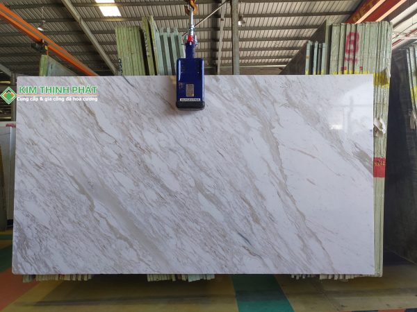 Đá Marble Trắng Volakas (Trắng Vân Mây Tự Nhiên)