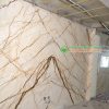 Đá Marble Vàng Kem Chỉ Sofita ốp tranh đá đối xứng