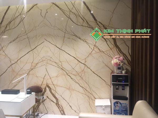 Đá Marble Vàng Kem Chỉ Sofita ốp tranh đá đối xứng