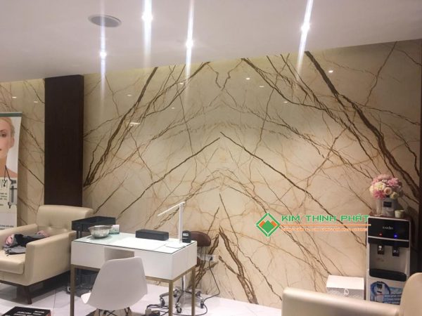 Đá Marble Vàng Kem Chỉ Sofita ốp tranh đá đối xứng