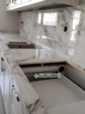 Đá CARRARA ULTIMO Lamar ốp bếp