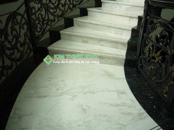 Đá Marble Trắng Volakas ốp bậc cầu thang bộ