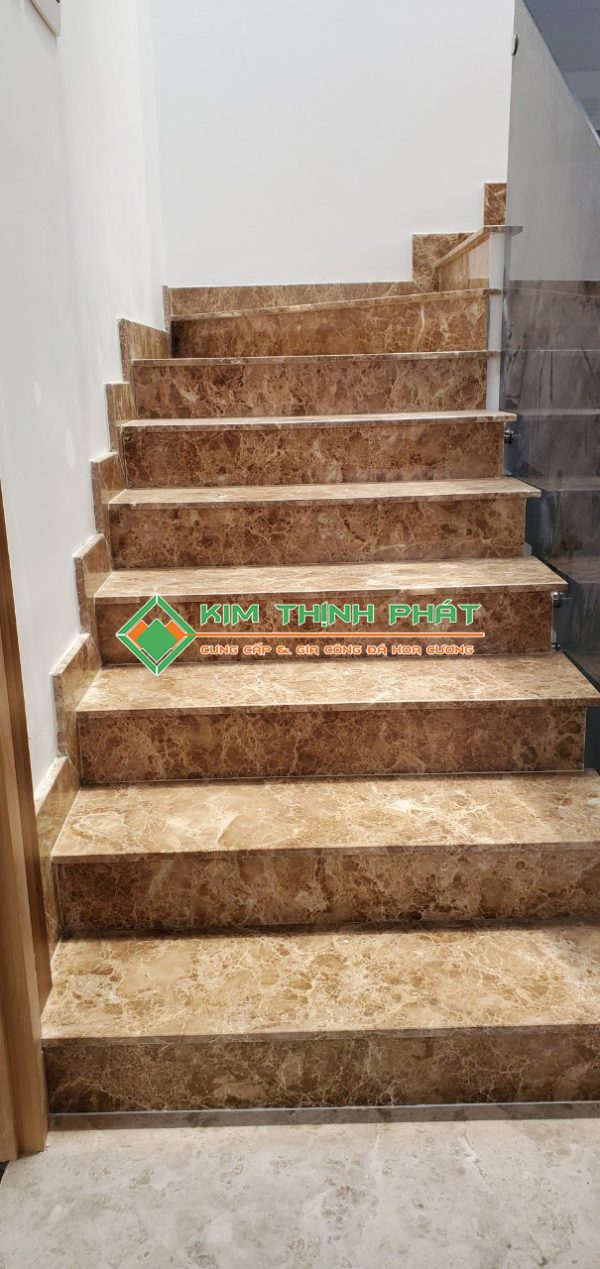 Đá Marble Nâu Tây Ban Nha ốp bậc cầu thang bộ