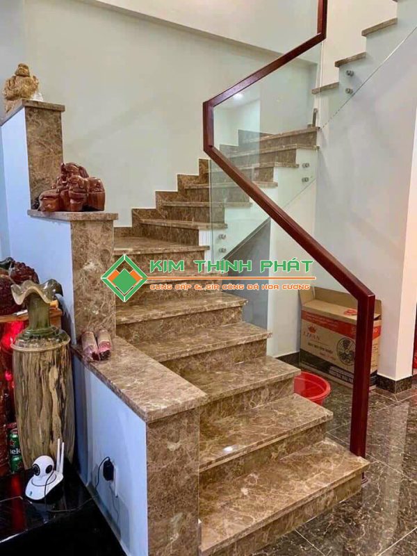 Đá Marble Nâu Tây Ban Nha ốp bậc cầu thang bộ