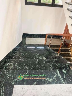 Đá Marble Xanh Mạng Nhện (Xanh Tia Chớp) ốp bậc cầu thang