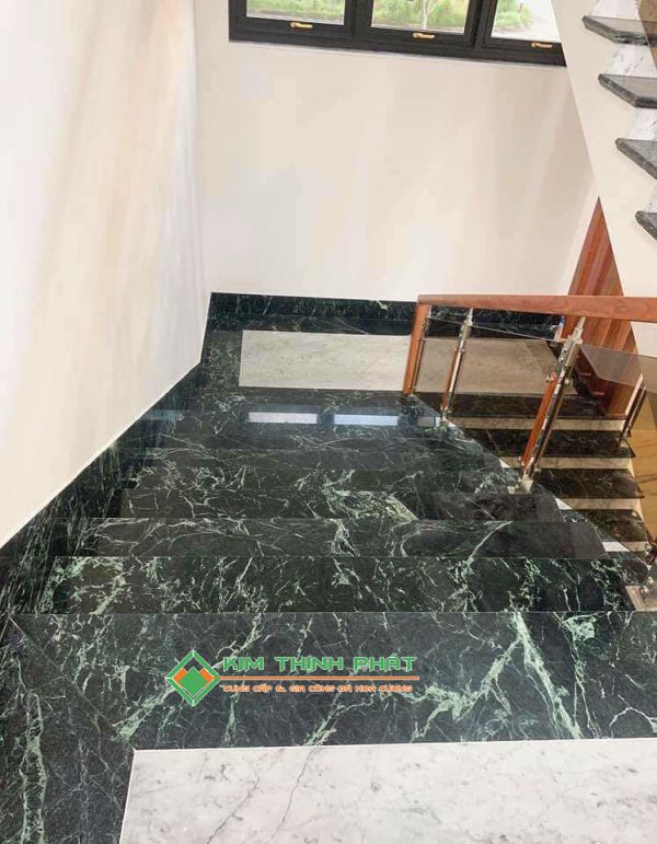 Đá Marble Xanh Mạng Nhện (Xanh Tia Chớp) ốp bậc cầu thang