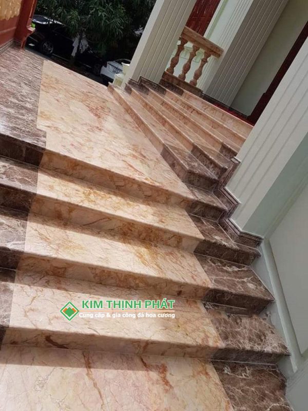 Đá Marble Sky Gold ốp cầu thang bộ