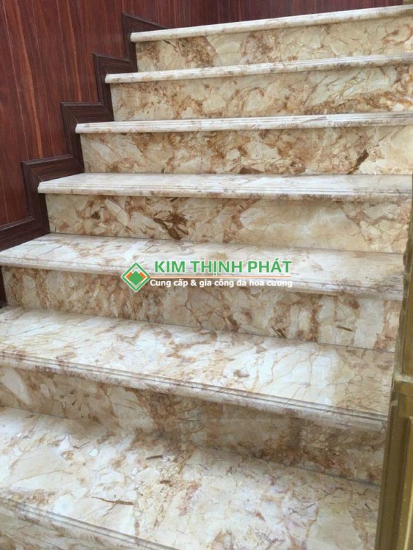 Đá Marble Sky Gold ốp cầu thang bộ