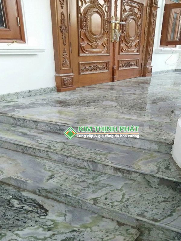 Ốp bậc tam cấp Đá Xuyên Sáng Hymalaya Onyx