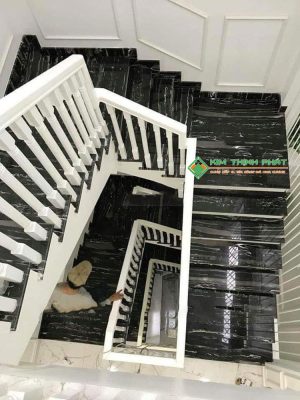 Đá Marble Đen Hoa Băng (Royal Black) ốp bậc cầu thang