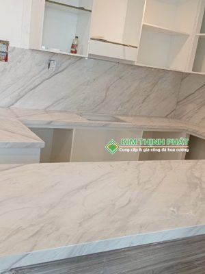 Đá CARRARA Lamar (Trắng Vân Mây Lamar) ốp bếp