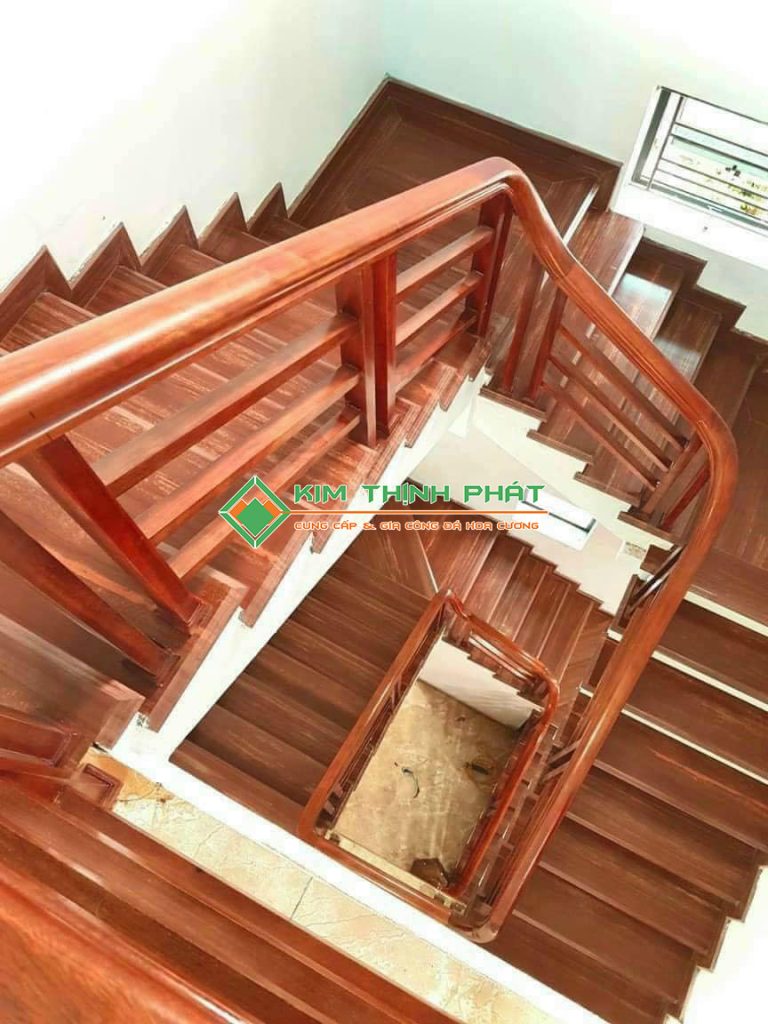 Ốp bậc cầu thang Đá Đỏ Vân Gỗ (Rose Wood)