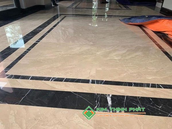 Đá Marble Kem Oman Bông Lớn (Hoa To) lát sàn nền cao cấp