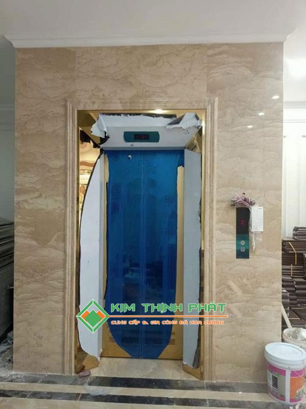 Đá Marble Kem Oman Bông Lớn (Hoa To) ốp mặt tiền cầu thang máy