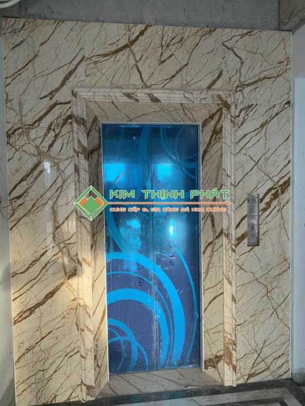 Đá Marble Vàng Kem Chỉ Sofita ốp mặt tiền cầu thang máy