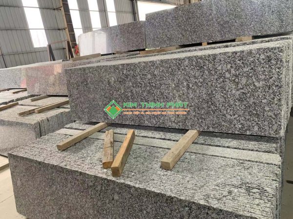 Đá Trắng Mắt Rồng (Metallica Granite)