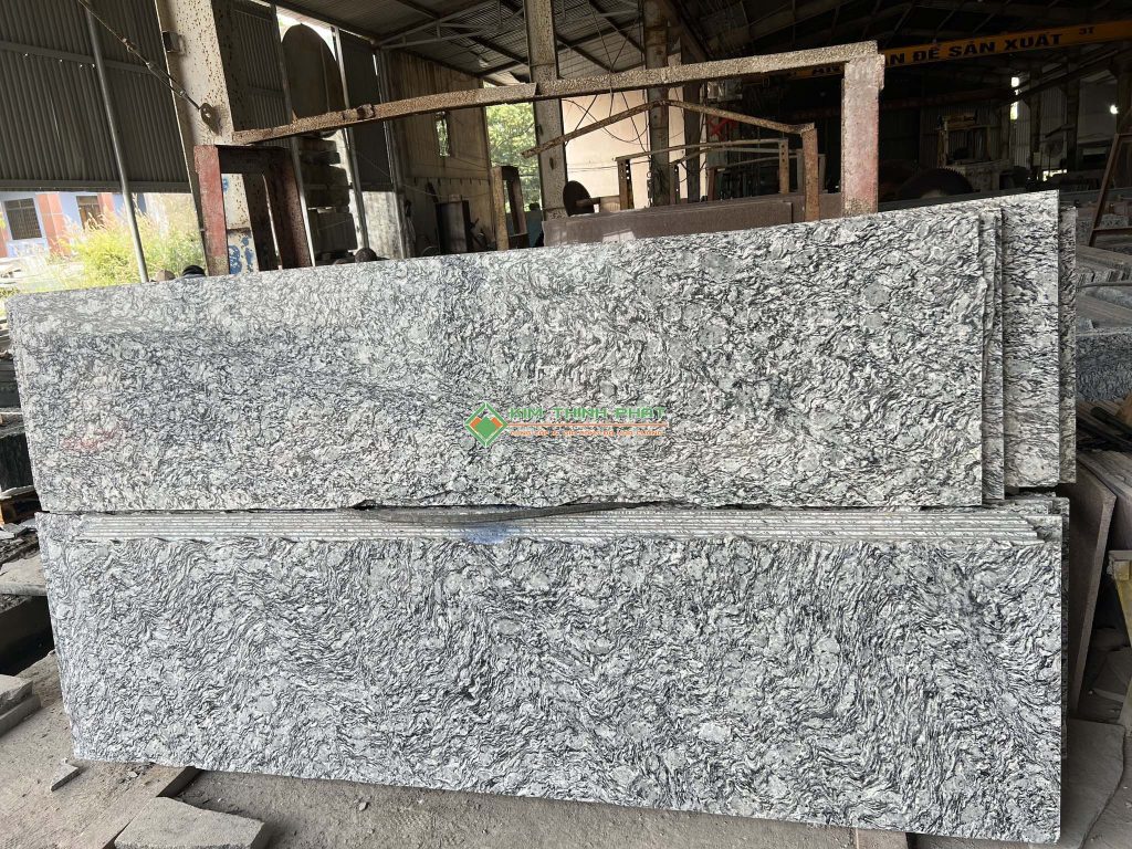 Đá Trắng Mắt Rồng (Metallica Granite) 