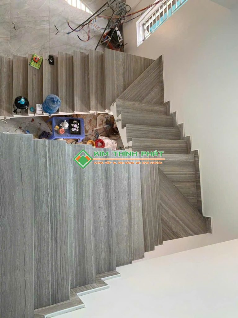 Đá Marble Xám Vân Gỗ ốp cầu thang