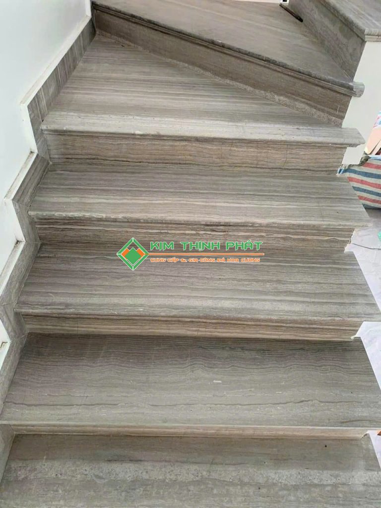 Đá Marble Xám Vân Gỗ ốp cầu thang