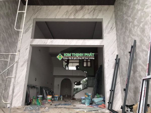 Đá Marble Trắng Volakas mặt tiền