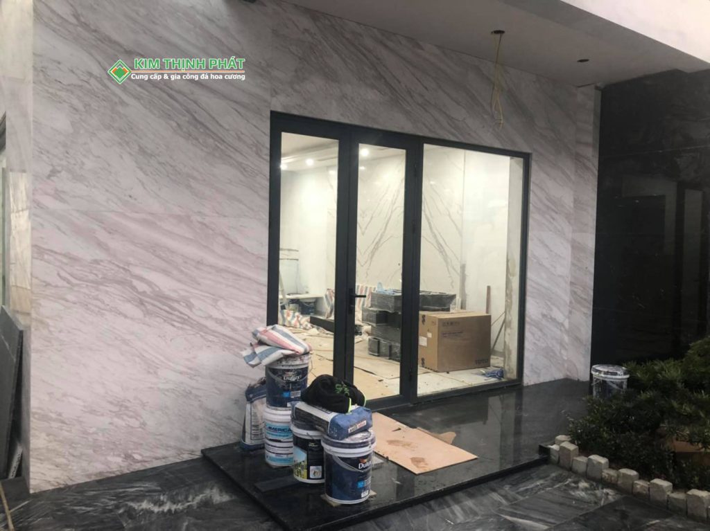 Đá Marble Trắng Volakas tường mặt tiền